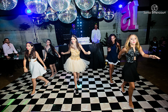 15 anos Ingrid-400
